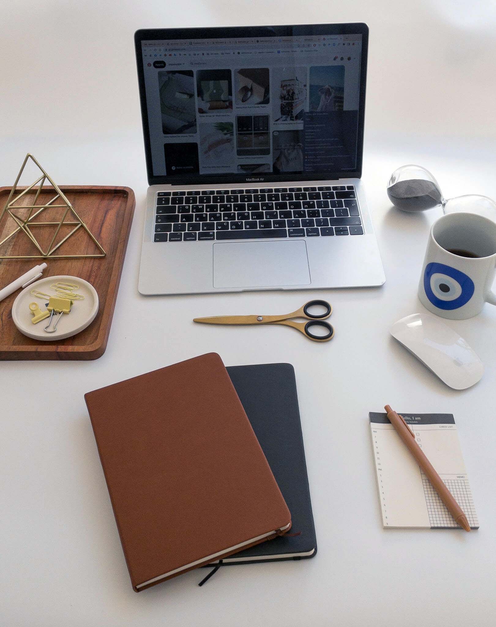 Σημειωματάριο με λάστιχο