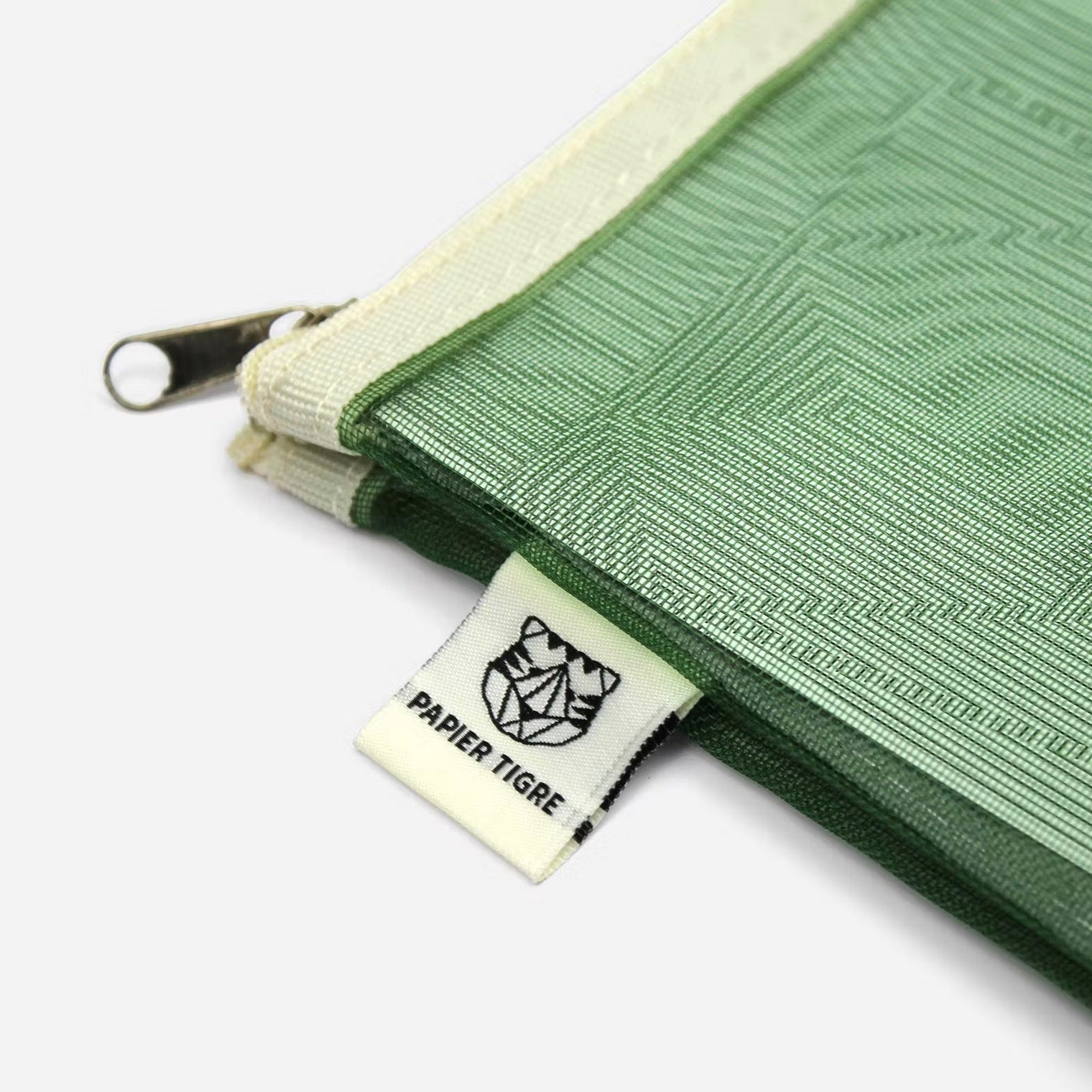 Κασετίνα mesh fabric Μεσαία 24 x 18 cm