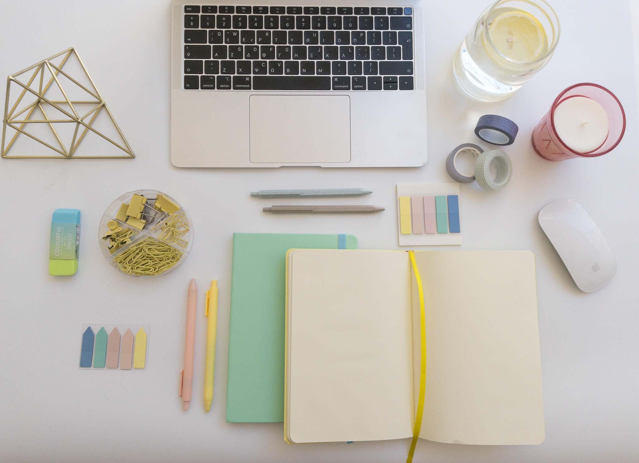 9 πράγματα που λένε οι stationery addicts στον εαυτό τους