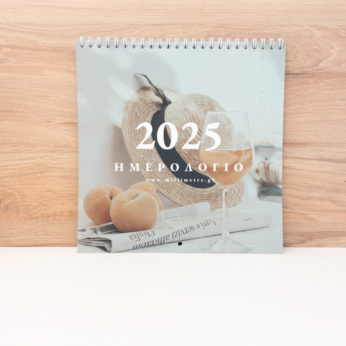 FREE Ημερολόγιο τοίχου Millimetre 2025 21x21εκ