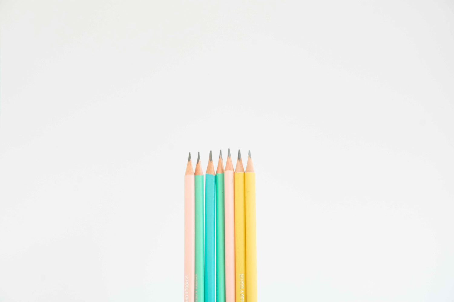 Μολύβια σε διάφορα χρώματα